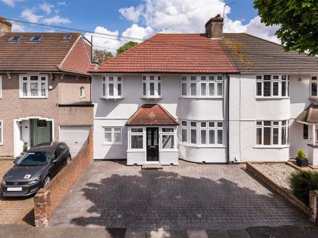 House for sale in West Heath, Greater London