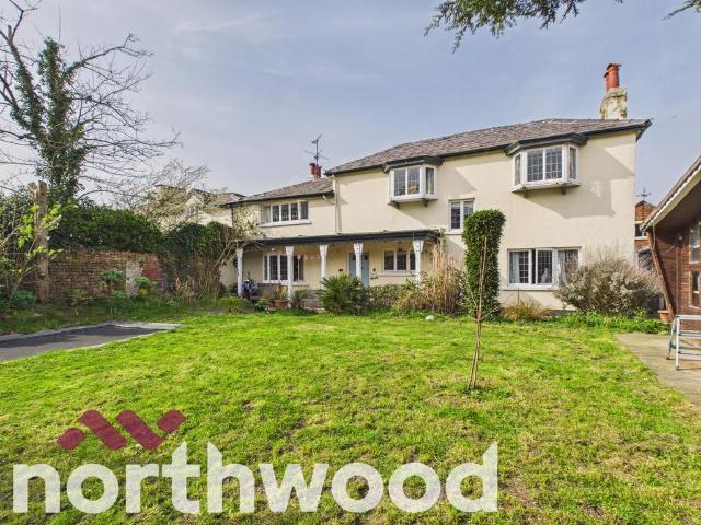 House for sale in Meols Cop, Southport