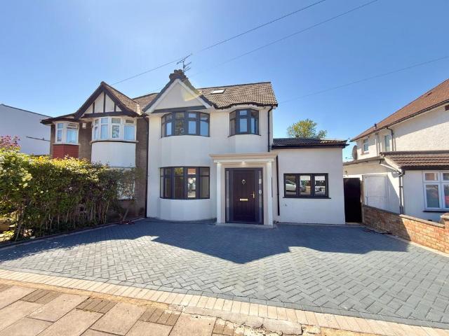 House for sale in Lane, Greater London