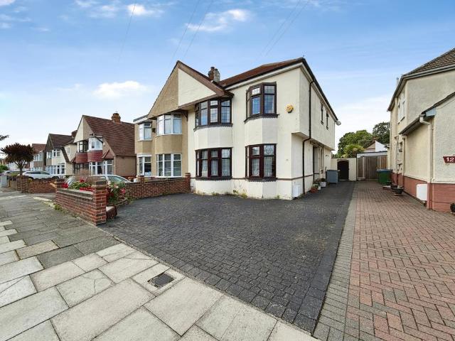 House for sale in Falconwood, Greater London