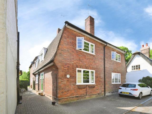 House for sale in Duxford, Arrington