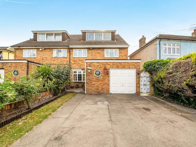 House for sale in Harold Wood, Greater London