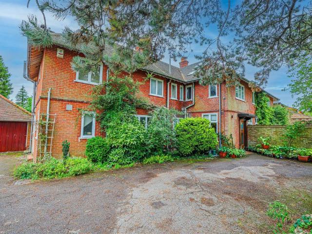House for sale in Pouchen End, Hertfordshire