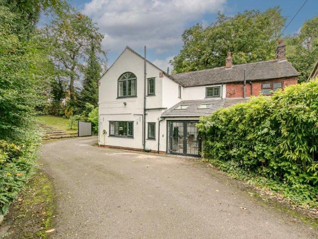 House for sale in Holmes Chapel