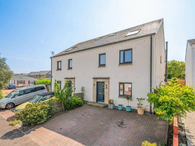 House for sale in Gilmerton, Scotland