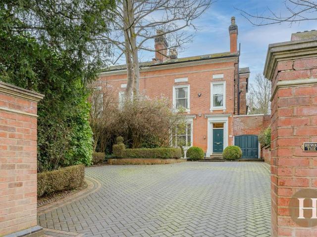 House for sale in Calthorpe Fields, West Midlands