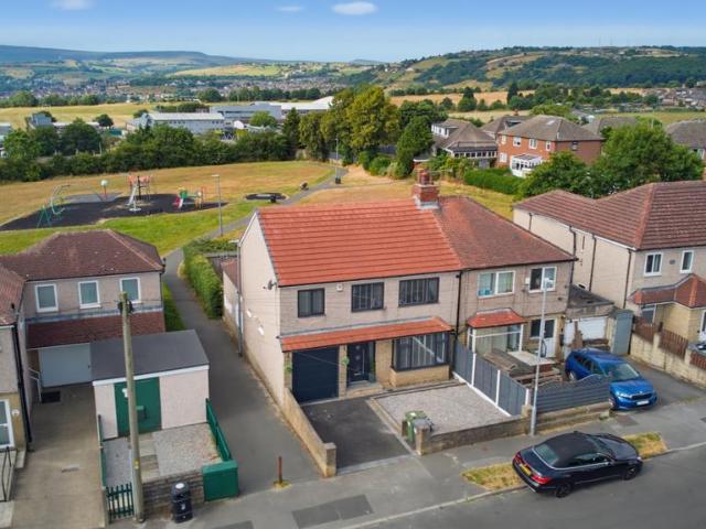 House for sale in Salendine Nook, West Yorkshire