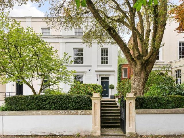 House for sale in Feckenham, City Of Bristol