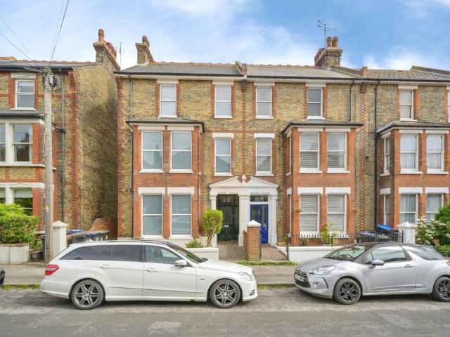 House for sale in Chilton, Acol