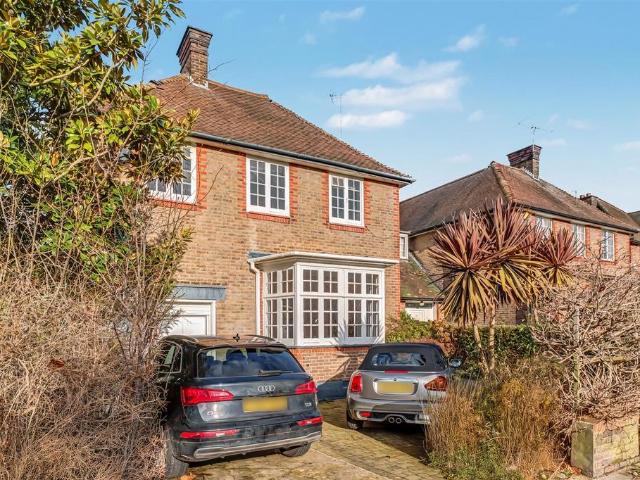 House for sale in Cricklewood, Greater London
