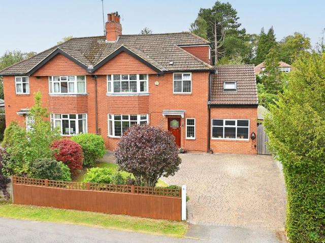 House for sale in High Harrogate, Harrogate