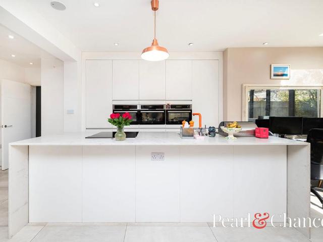 House for sale in Golders Green, Isle Of Man