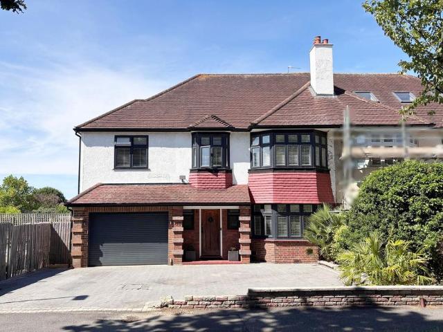 House for sale in Park Langley, Greater London