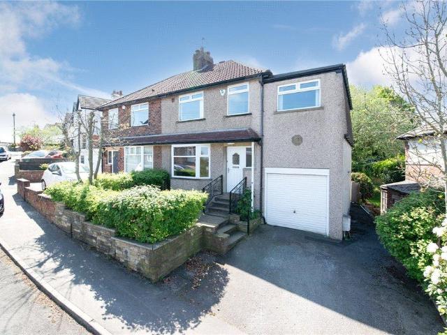 House for sale in Pudsey, West Yorkshire