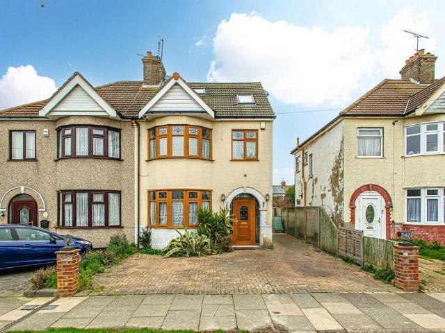 House for sale in Alton Barnes, Isle Of Man