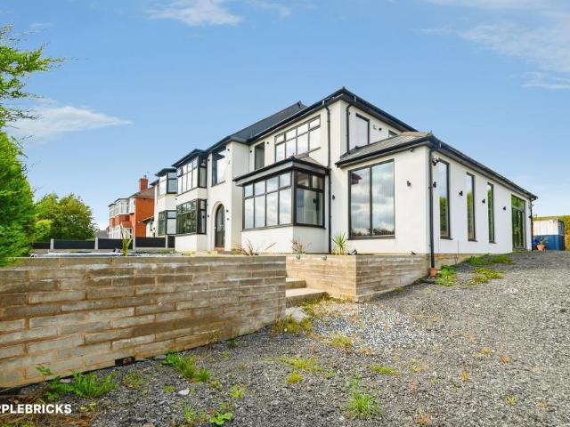 House for sale in Hulton Lane Ends, Lee Bank