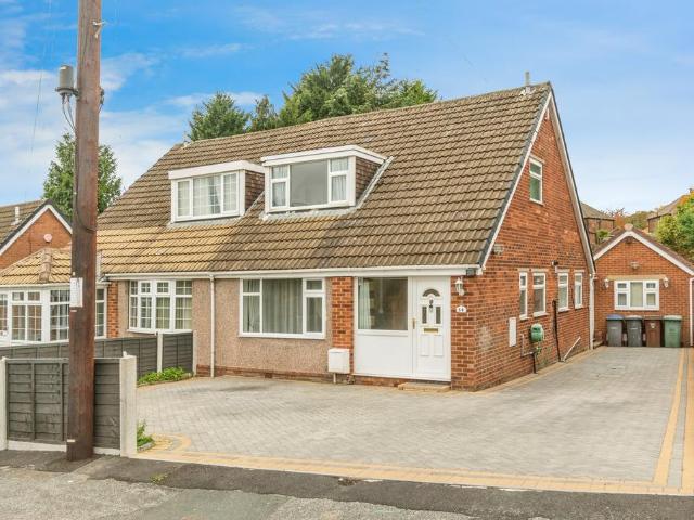House for sale in Allerton, West Yorkshire