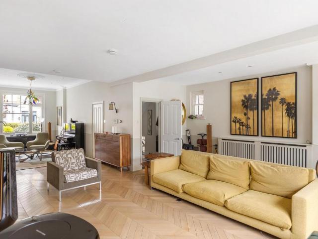 House for sale in Fulham, Greater London