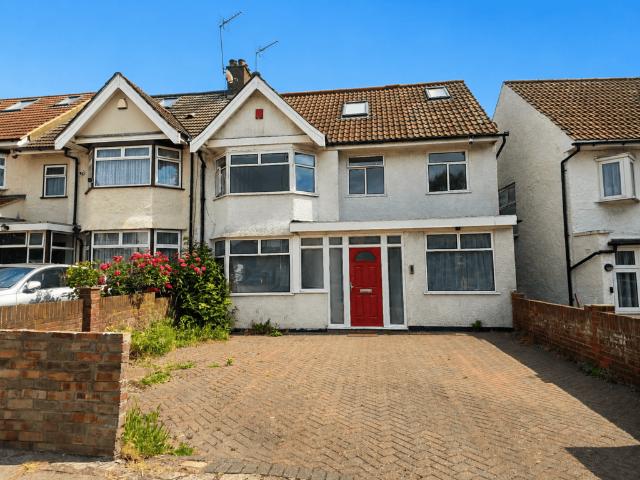 House for sale in Brent Cross, Greater London