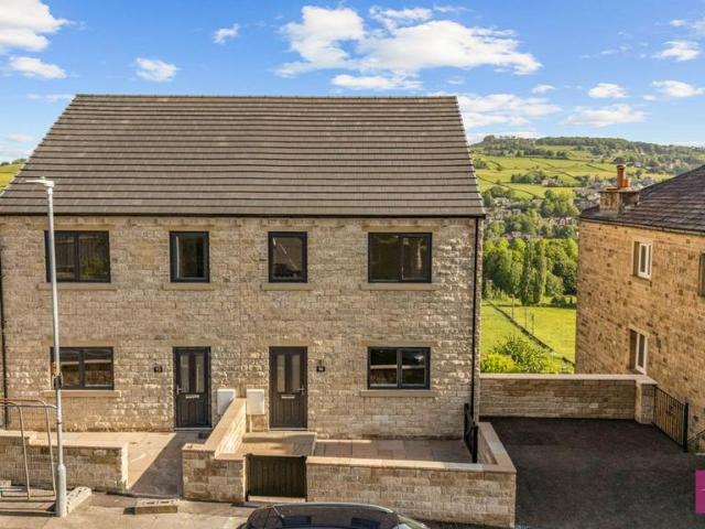 House for sale in Sowerby, West Yorkshire