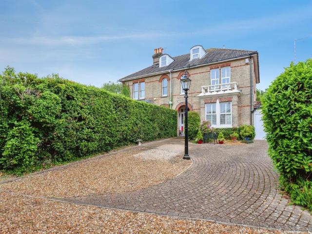 House for sale in Parkstone, Poole
