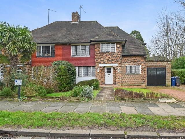 House for sale in Hampstead Garden Suburb, Greater London