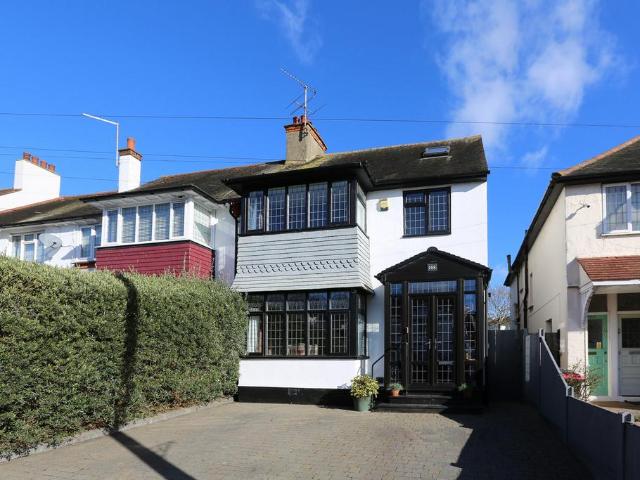 House for sale in Alton Barnes, Isle Of Man