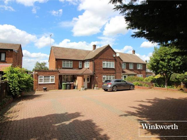 House for sale in Elstree and Borehamwood, Borehamwood