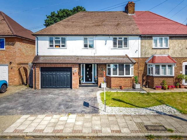 House for sale in Hayes, Greater London