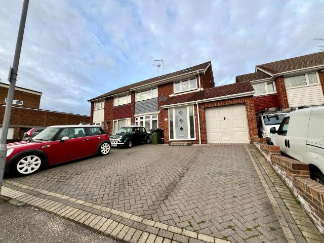 House for sale in Snipeshill, Oad Street