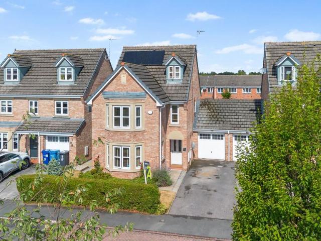 House for sale in Bank Quay, Warrington