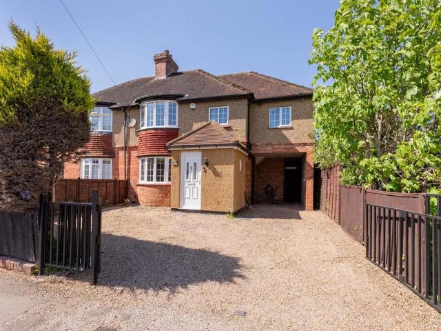 House for sale in St Marks, Maidenhead