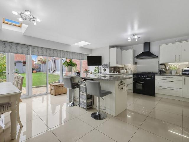 House for sale in Steeple View, Essex