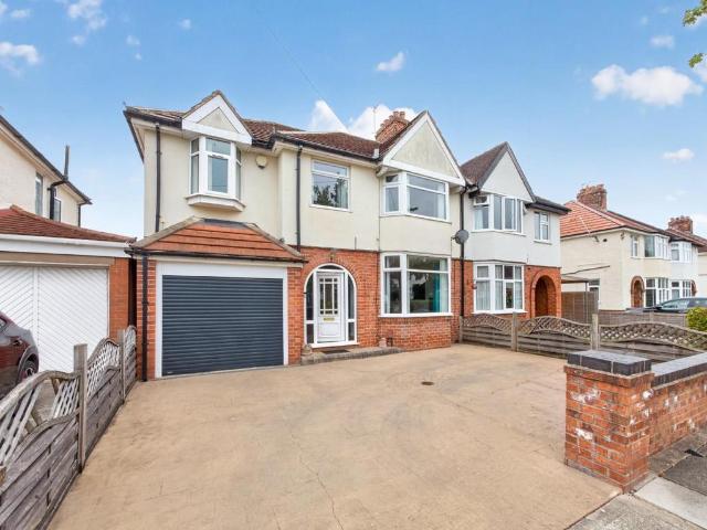 House for sale in Bell Farm, York