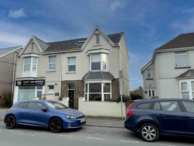 House for sale in Gorseinon, Wales