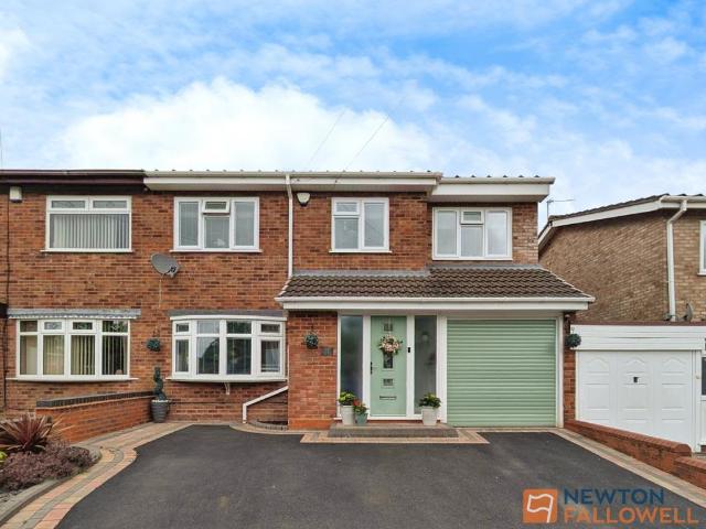 House for sale in Pelsall, High Heath