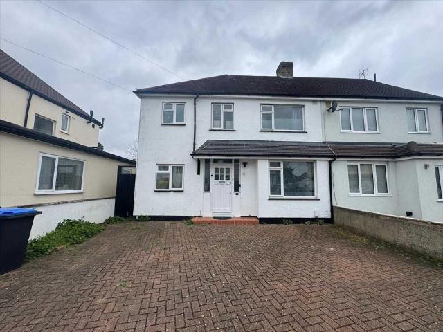 House for sale in Egham Hythe, Row Town
