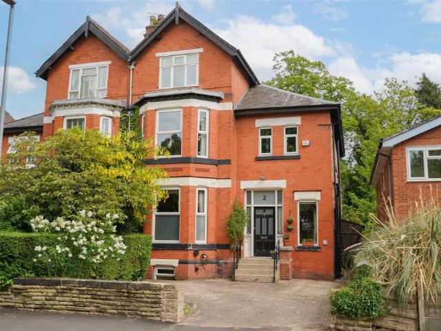 House for sale in Georgia, Greater Manchester