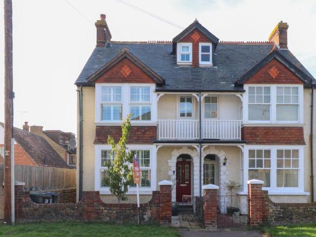 House for sale in Birchington, Acol