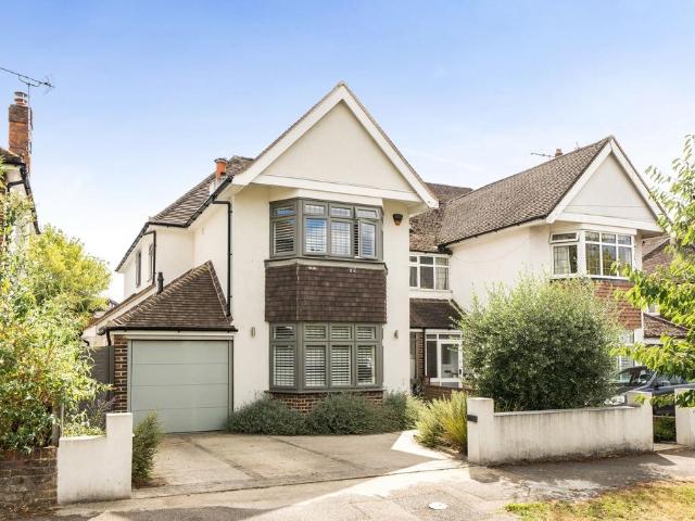 House for sale in Pachesham Park, Surrey