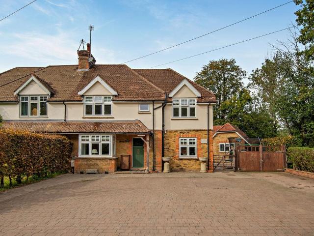 House for sale in Gomshall, Guildford