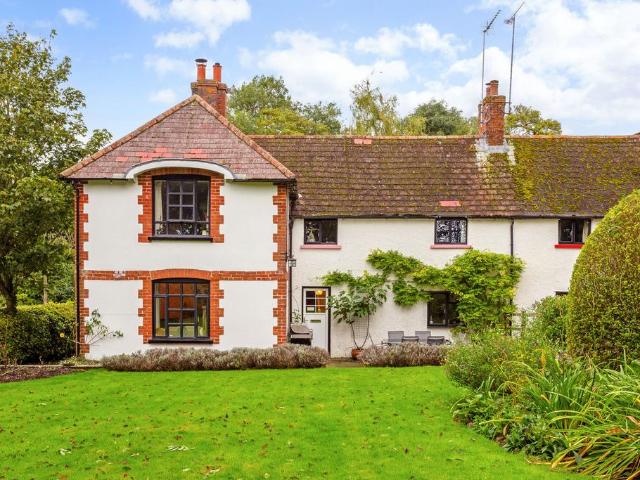 House for sale in Barton Stacey, Hampshire
