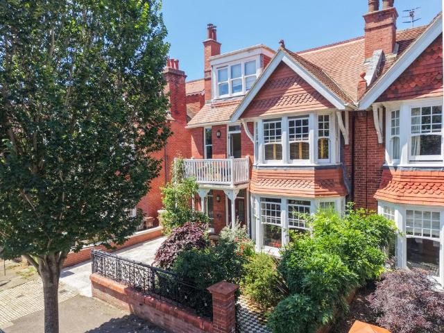 House for sale in Aldrington