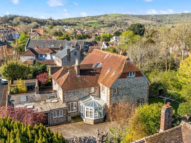 House for sale in Horsham, West Sussex