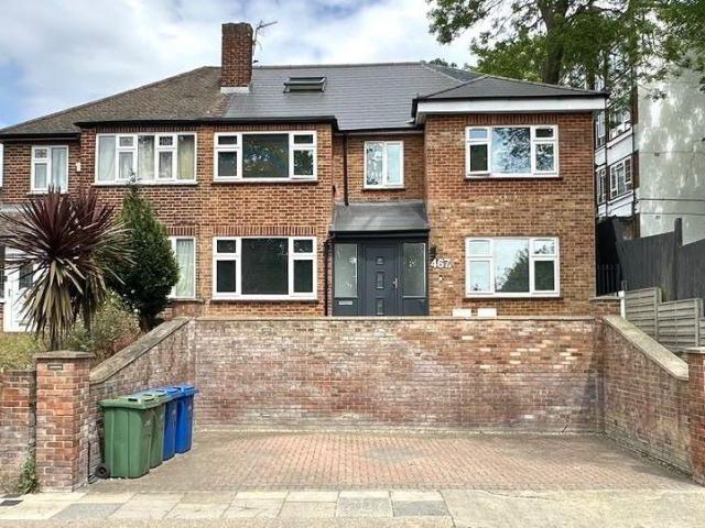 House for sale in East Dulwich, Greater London