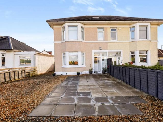 House for sale in Crookston, Scotland