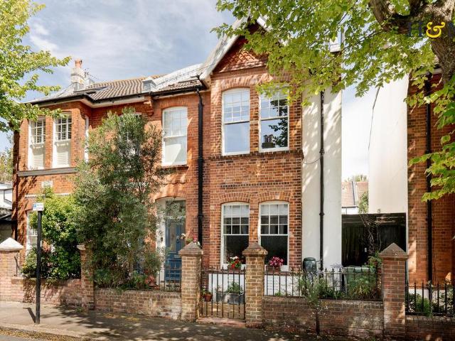 House for sale in Prestonville, Brighton