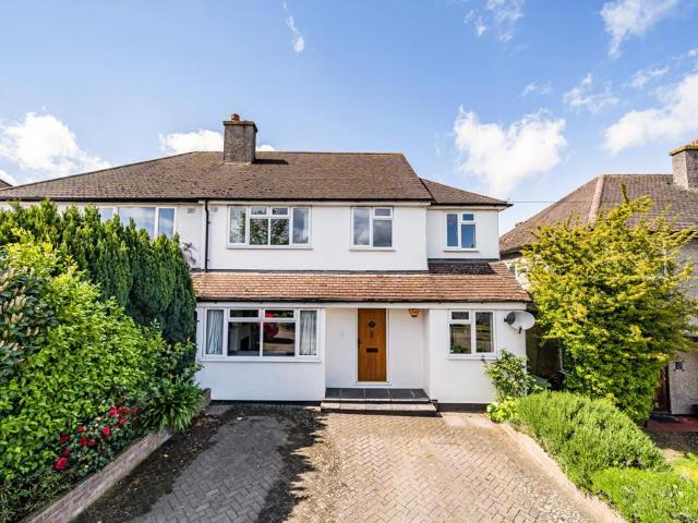 House for sale in Longlands, Greater London