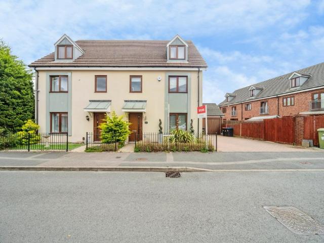 House for sale in Monkston Park, Milton Keynes