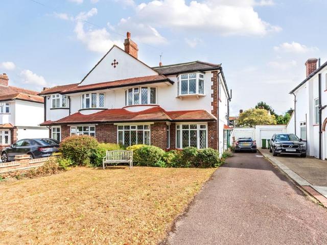 House for sale in Blackfen, Greater London
